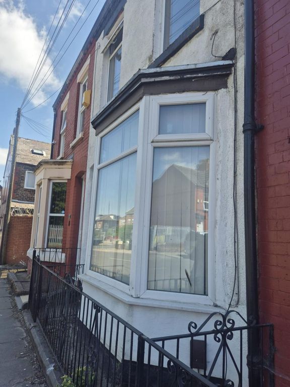 Property photo 1 of 18