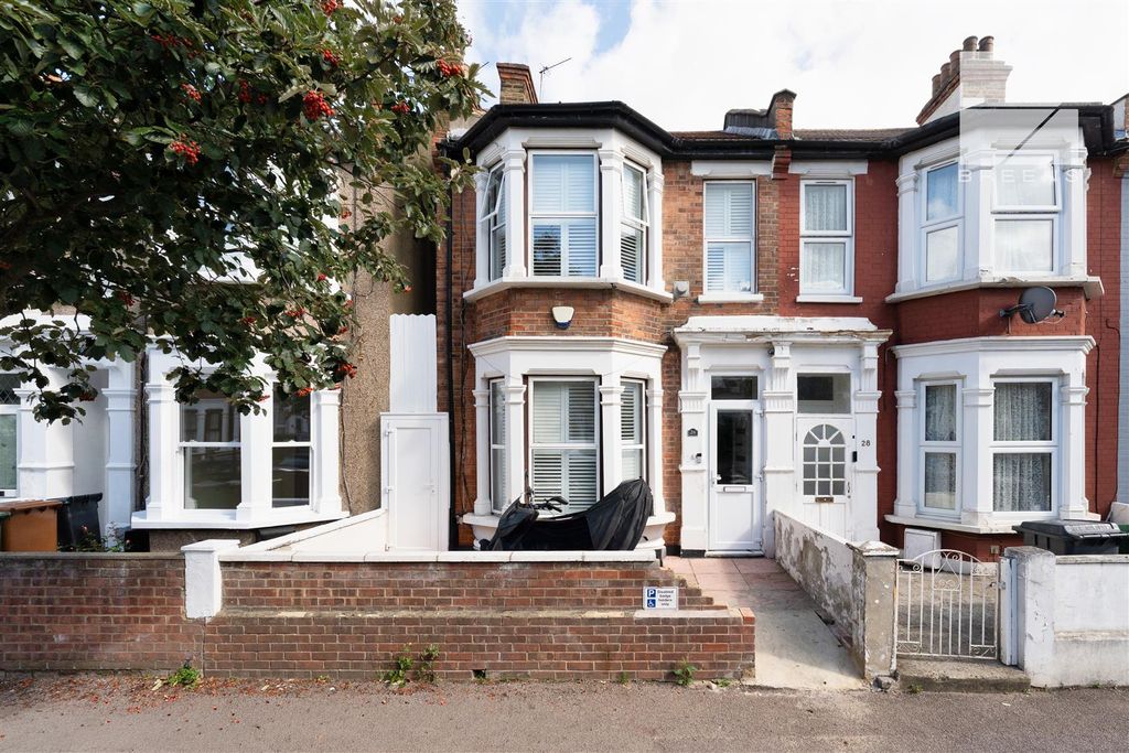 Property photo 1 of 34 26 Leasownes Road_0042.Jpg