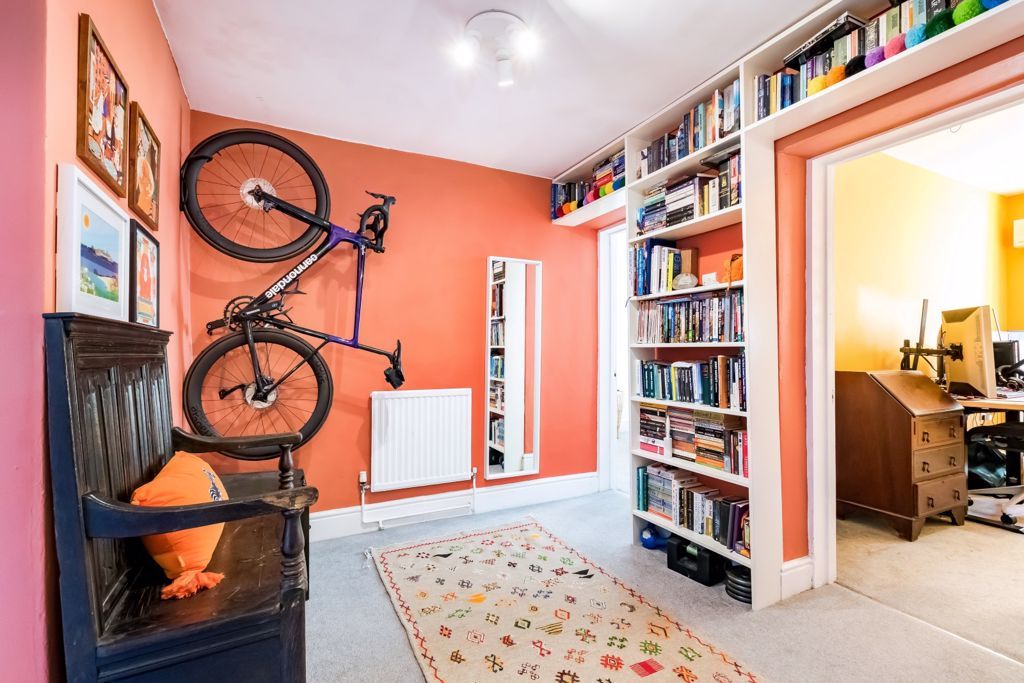 Property photo 2 of 13 Hallway