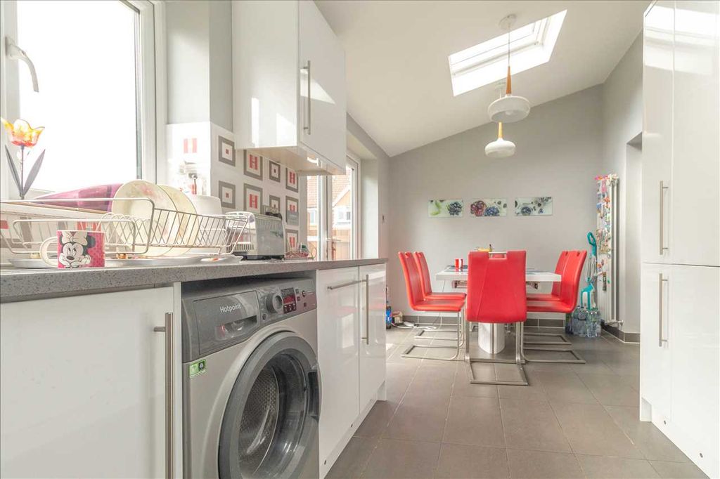 Property photo 2 of 13 Kitchen/Diner