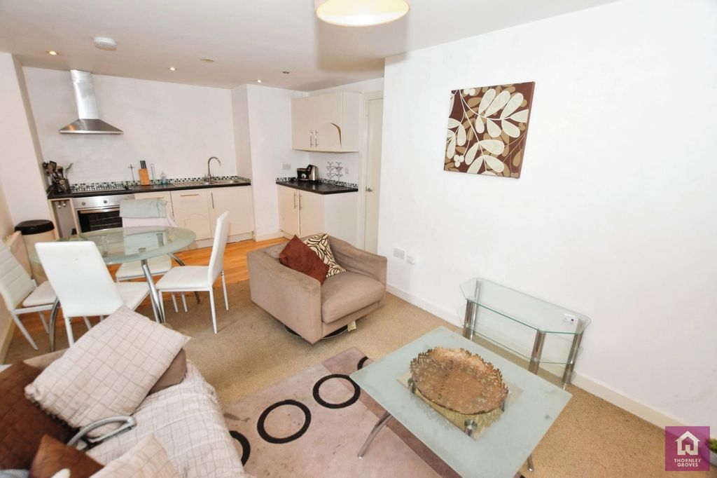 Property photo 3 of 20 Picture No. 35