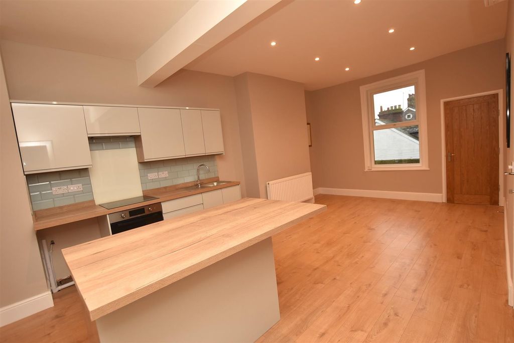 Property photo 2 of 18 Kitchen/Living Room