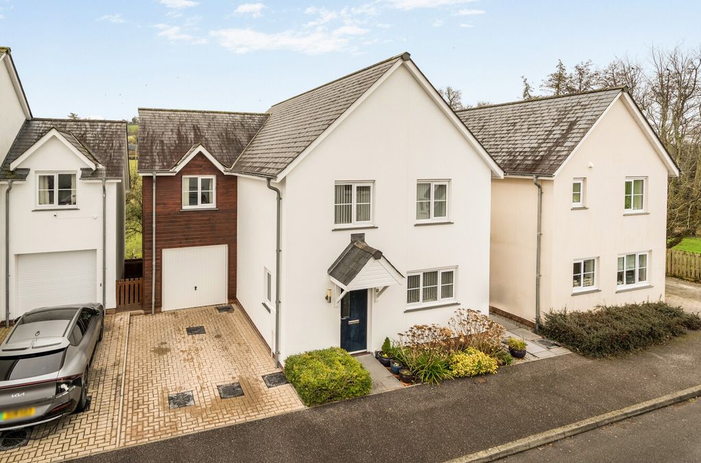 Property photo 1 of 19 1402435-2-69774dc...