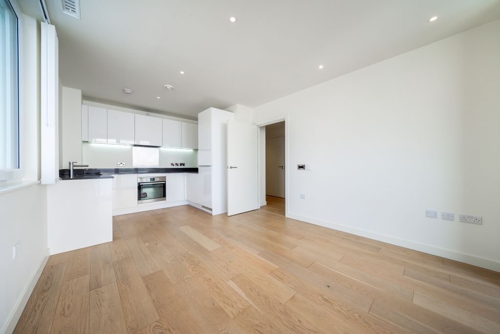 Property photo 3 of 13 Dara House