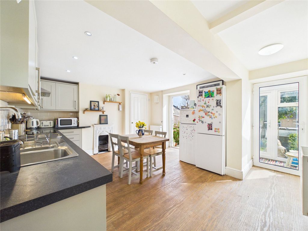 Property photo 1 of 27 Picture No. 26