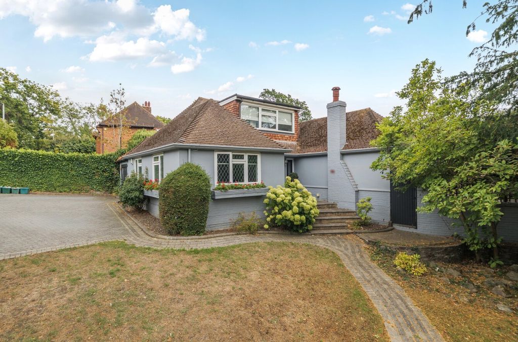 Property photo 1 of 21 1515559-21-6A9Eea...