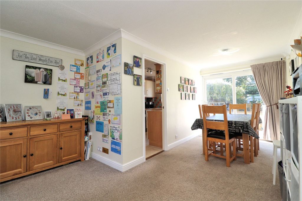 Property photo 3 of 16 Picture No. 10
