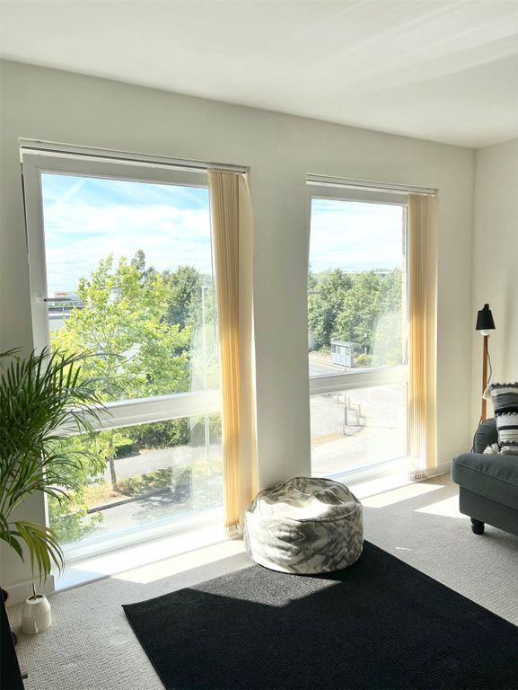 Property photo 2 of 14 Picture No. 35