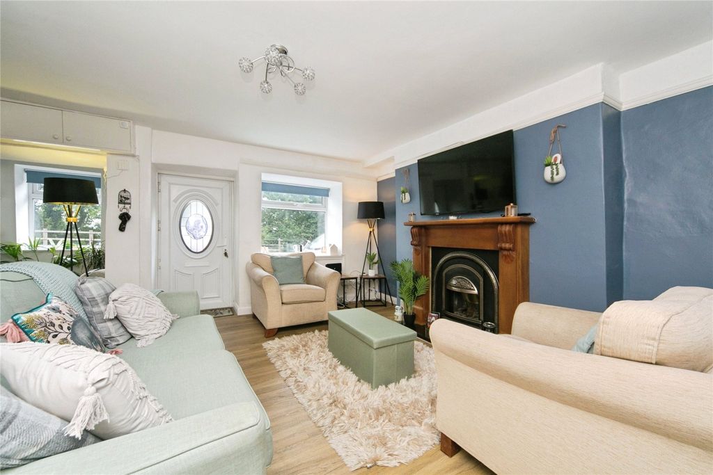 Property photo 2 of 17 Picture No. 19