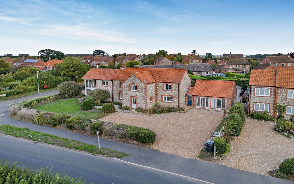 Property photo 1 of 19 Picture No. 03