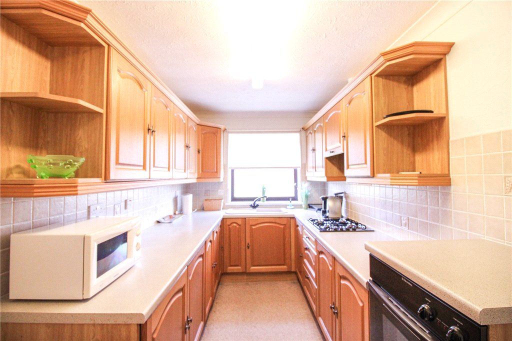 Property photo 2 of 15 Kitchen