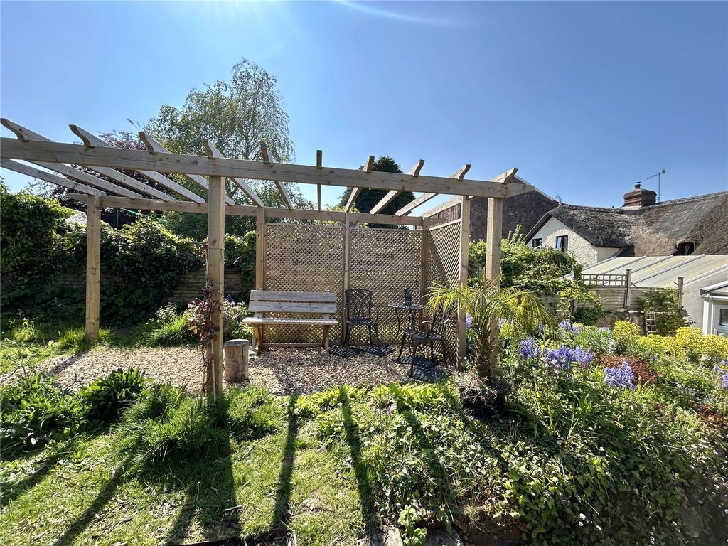 Property photo 3 of 11 Picture No. 15