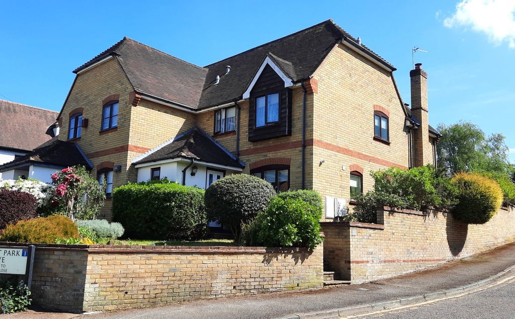 Property photo 2 of 17
