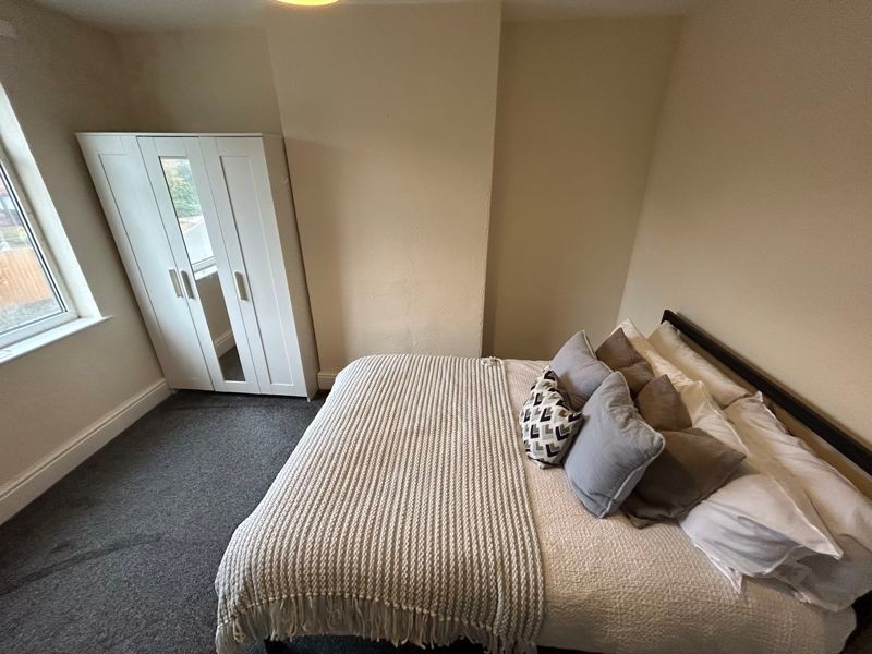 Property photo 3 of 8 Photo 22