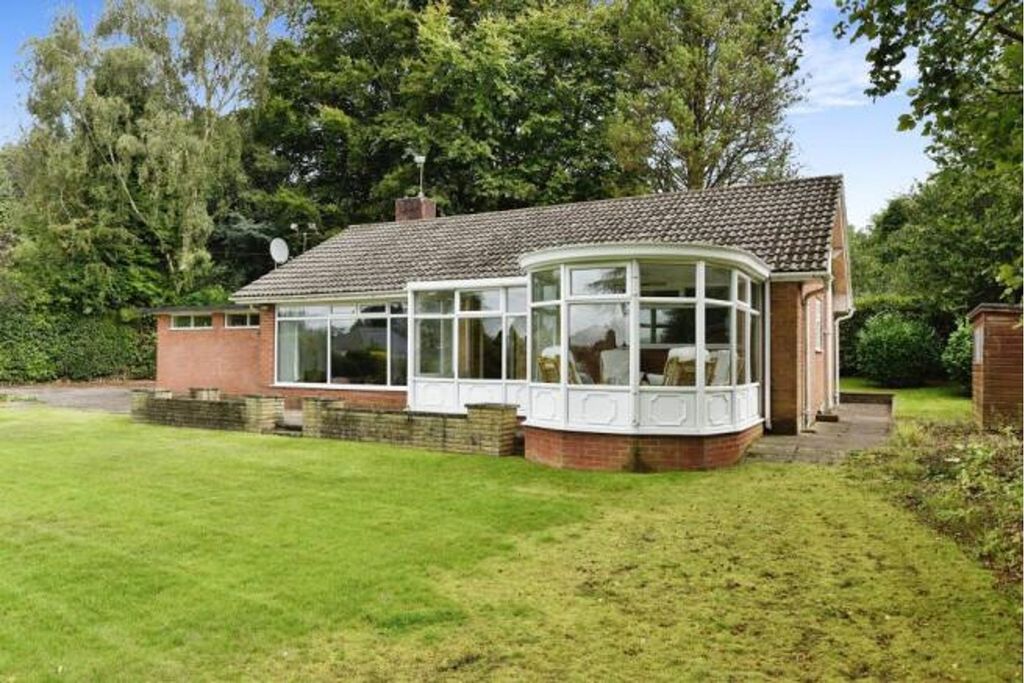 Property photo 2 of 14