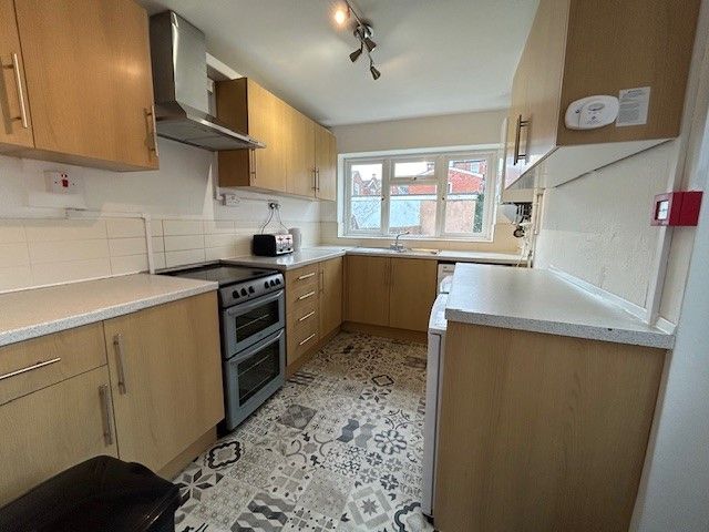 Property photo 3 of 16 6