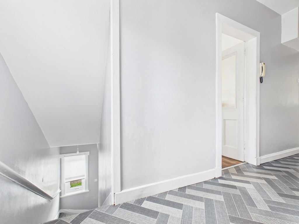 Property photo 2 of 16 Cam05526G0-Pr0118-Still007