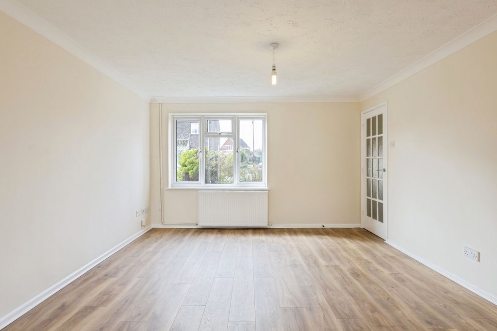 Property photo 2 of 21 Pbox-Img.Jpg