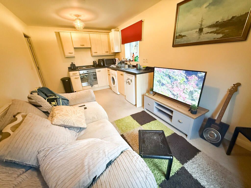 Property photo 3 of 9