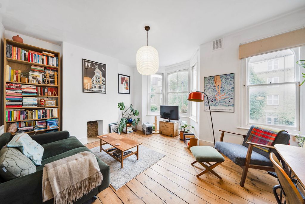 Property photo 1 of 9