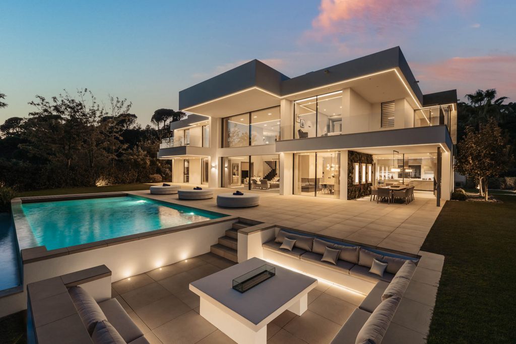 Property photo 1 of 51