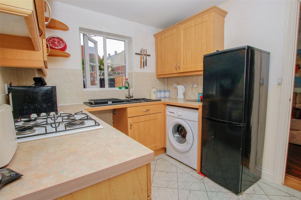 Property photo 3 of 25 Picture No. 12
