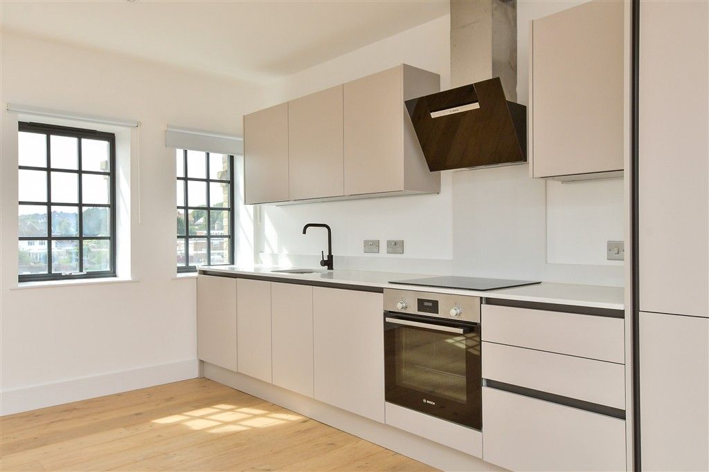 Property photo 3 of 15 Lounge/ Kitchen/ Diner