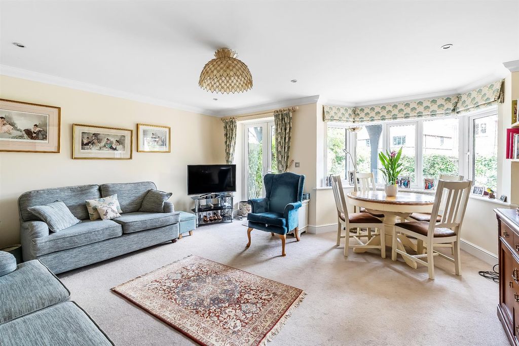 Property photo 2 of 13 .Heathside-9.Jpg