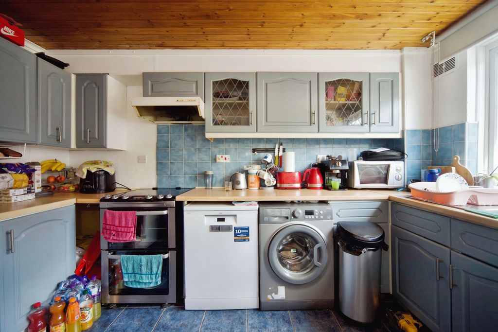 Property photo 2 of 15 Photography