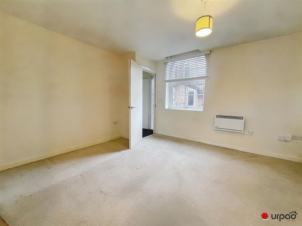 Property photo 3 of 8 Img_8381.Jpg