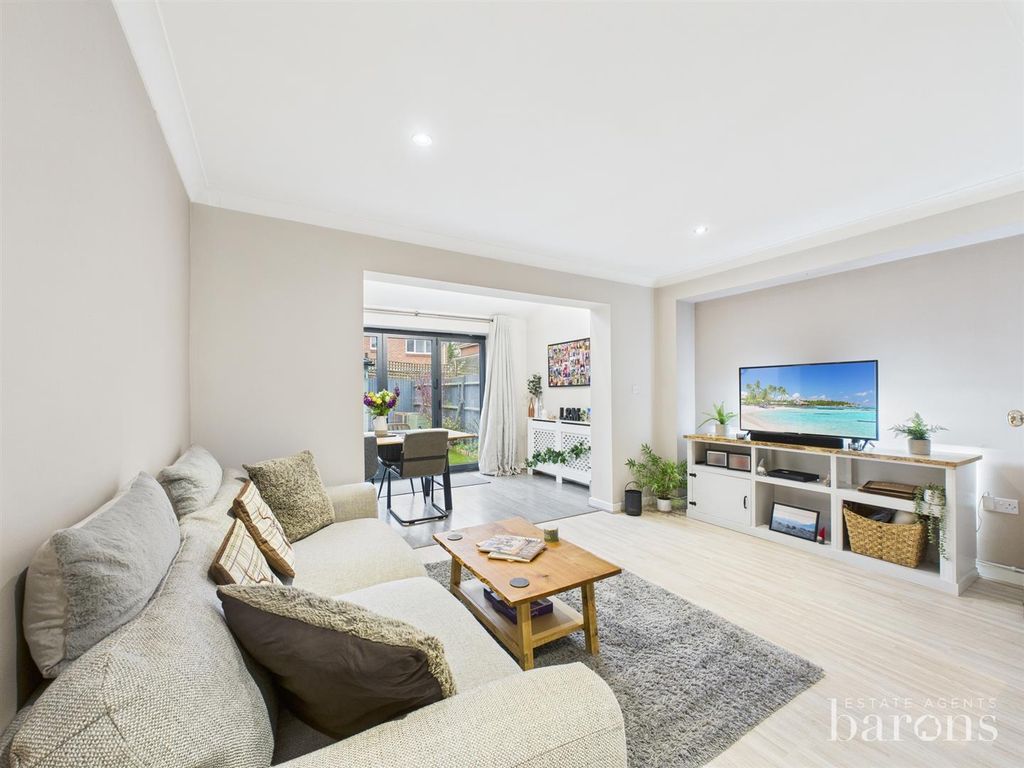 Property photo 2 of 22 Cam05500G0-Pr0119-Still004.Jpg