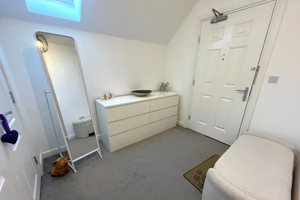 Property photo 2 of 8 Picture No. 03