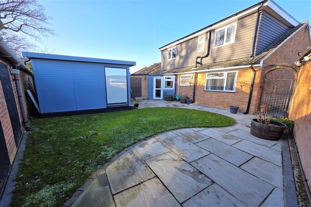 Property photo 1 of 25 (Main)