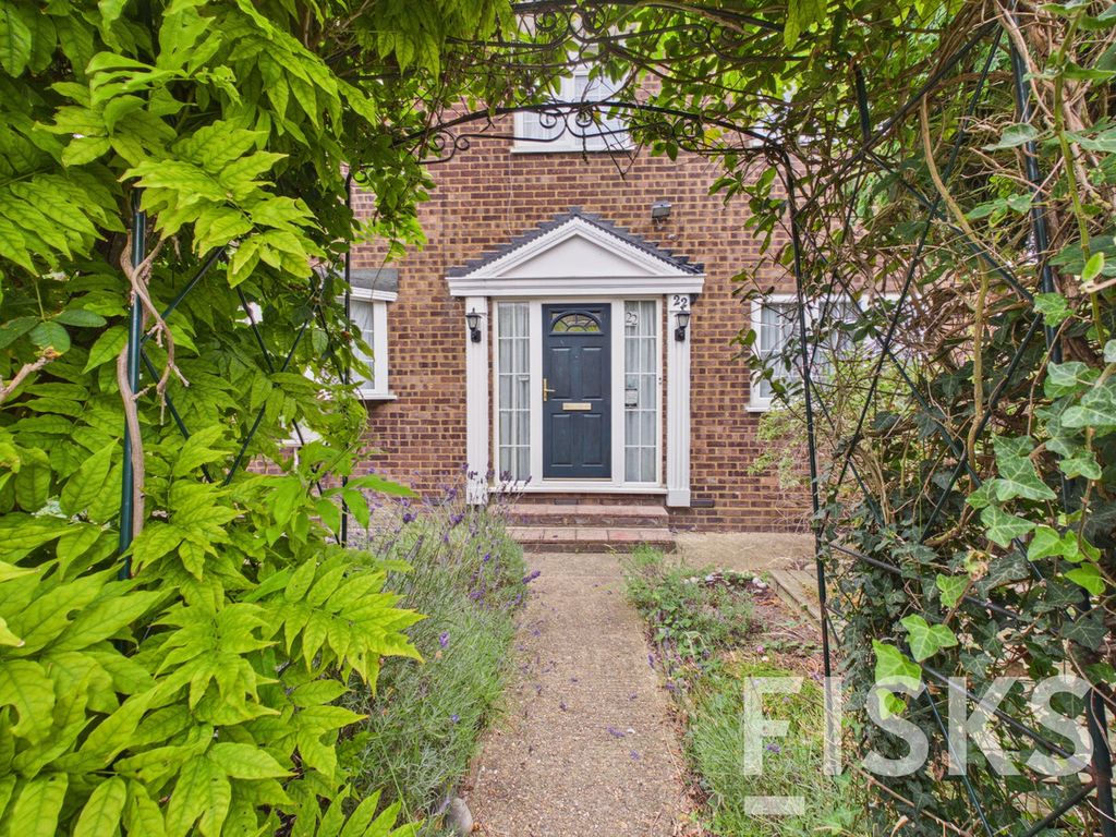 Property photo 3 of 18