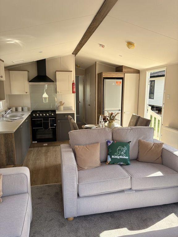 Property photo 1 of 6 Malton 2
