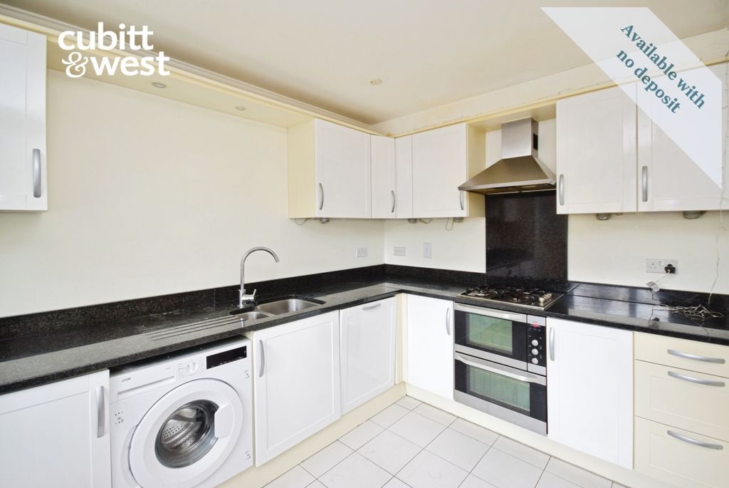 Property photo 2 of 13 2c8c88c8-Dsc_5417