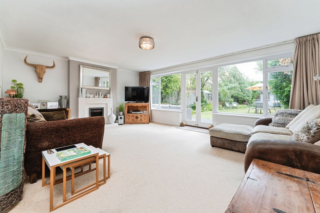Property photo 1 of 37 Pbox-Img.Jpg