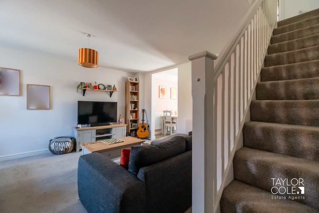 Property photo 3 of 24