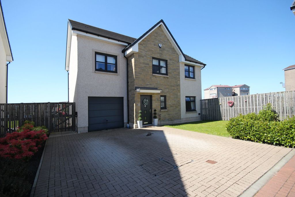 Property photo 1 of 27
