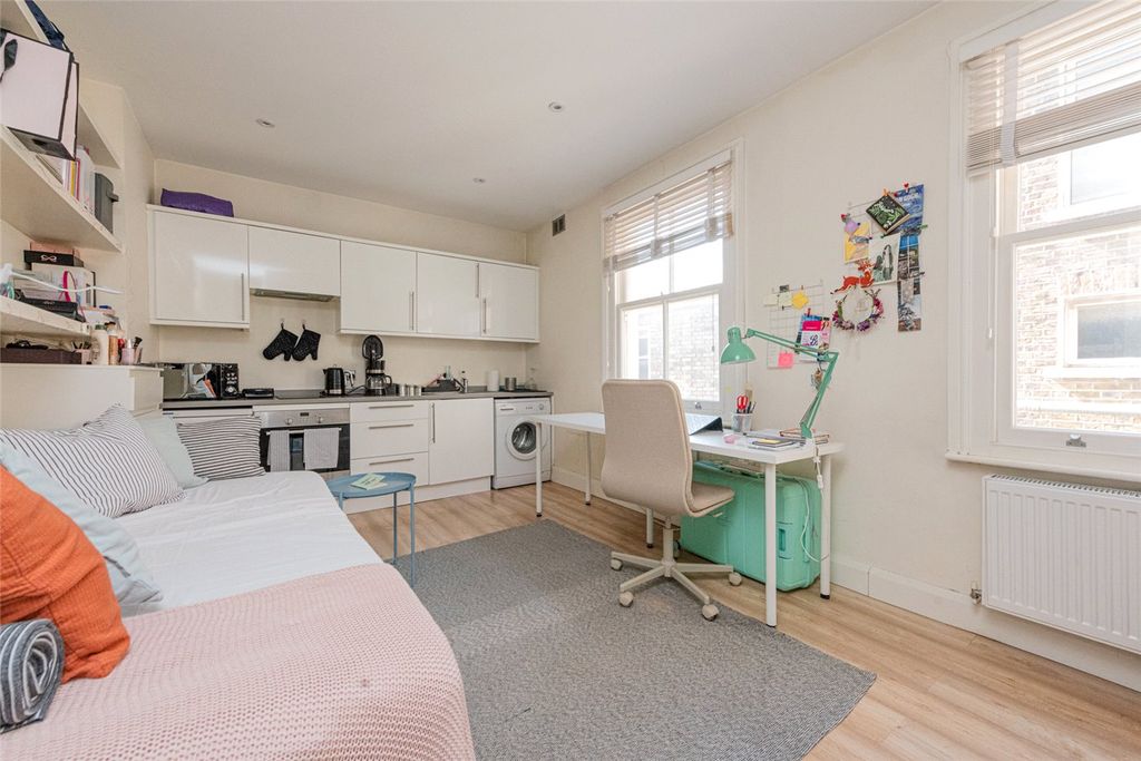 Property photo 1 of 4 Picture No. 14