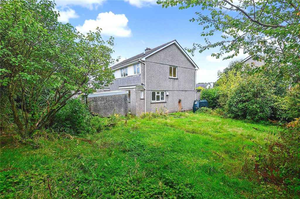 Property photo 1 of 13 Side