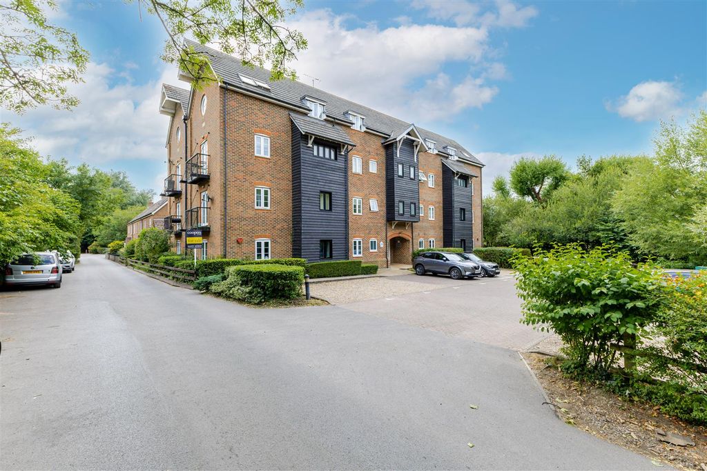 Property photo 1 of 20 External 2.Jpg