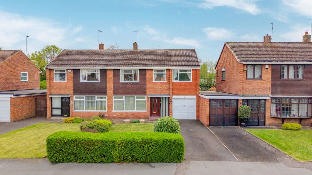 Property photo 1 of 47