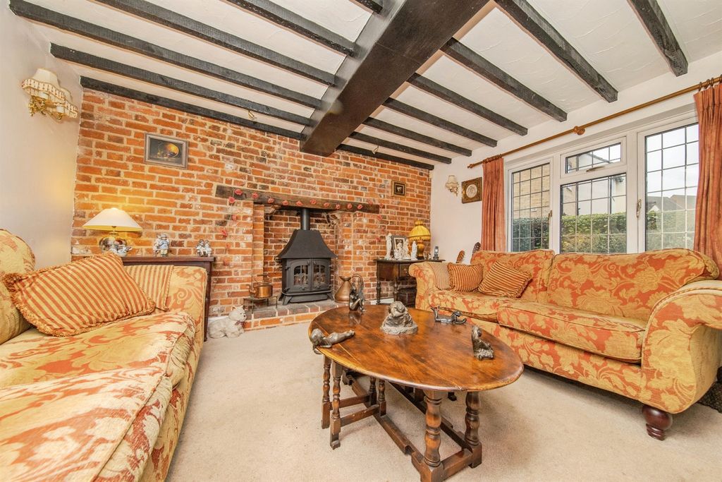 Property photo 3 of 19