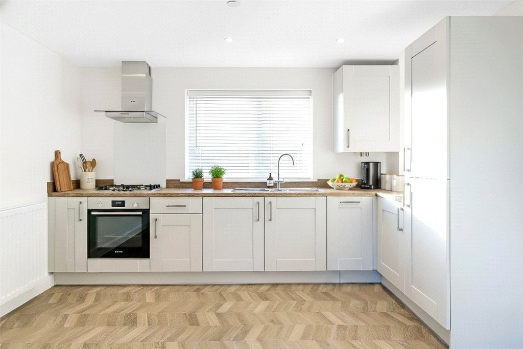 Property photo 1 of 7 Kitchen Example