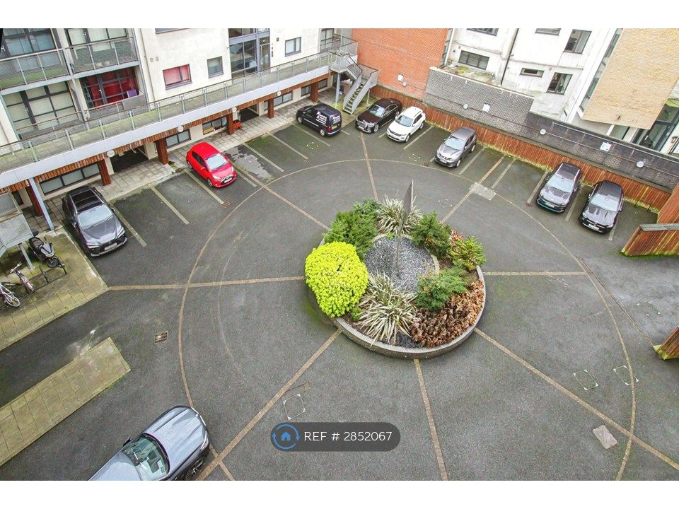 Property photo 2 of 12