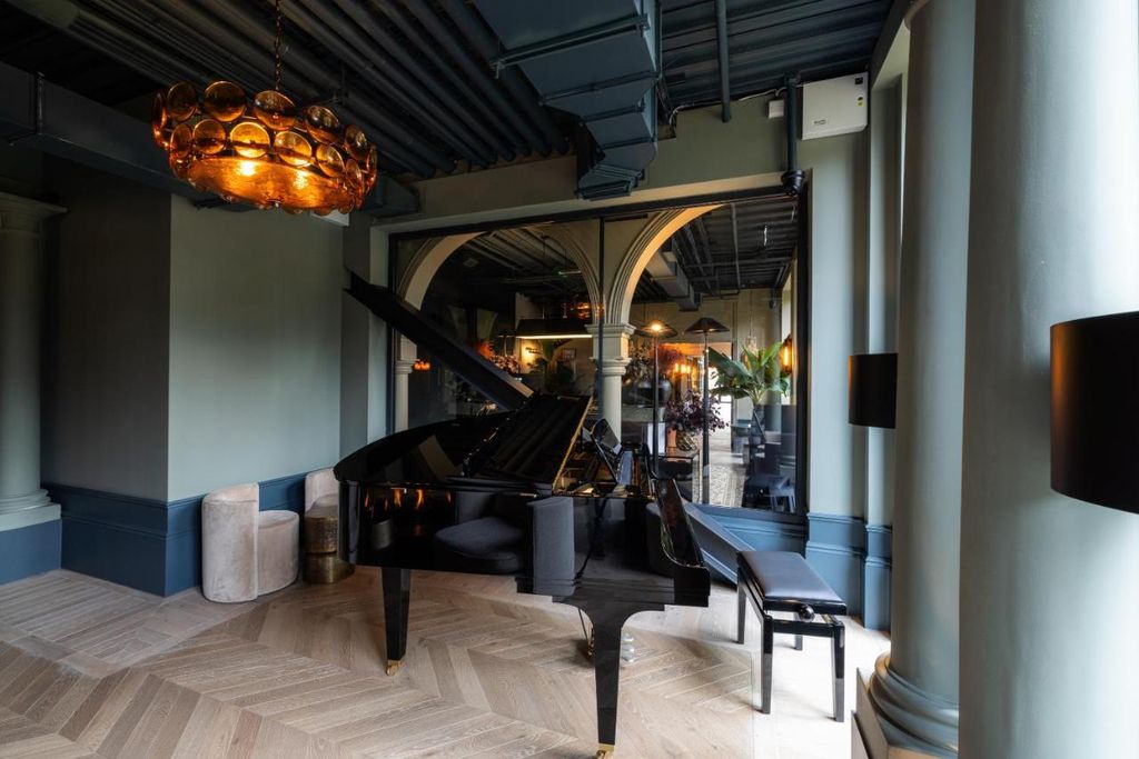 Property photo 2 of 12