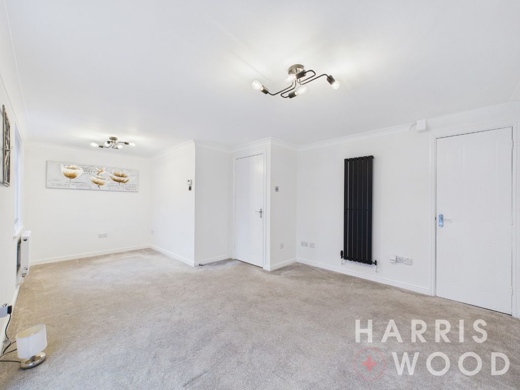 Property photo 3 of 22 4842393