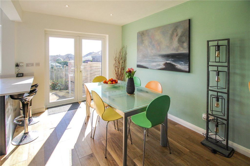 Property photo 3 of 20 Dining Room