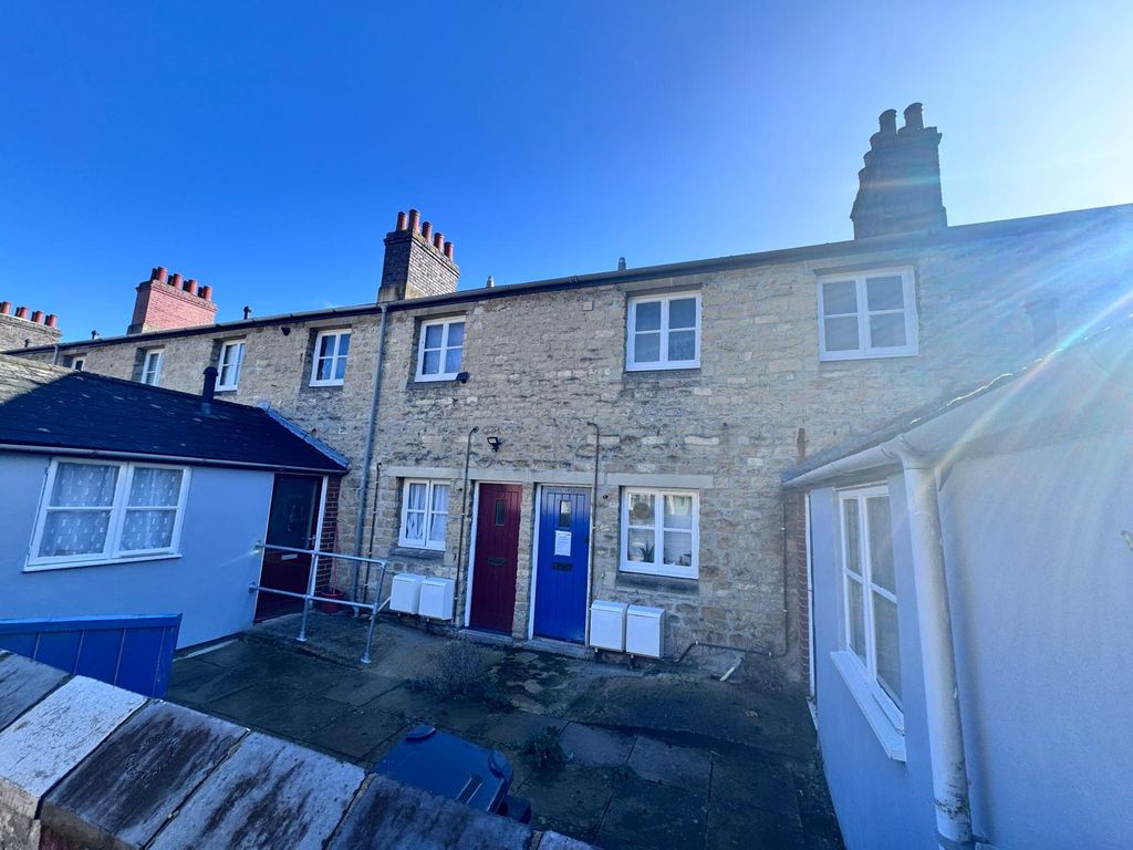 Property photo 1 of 5